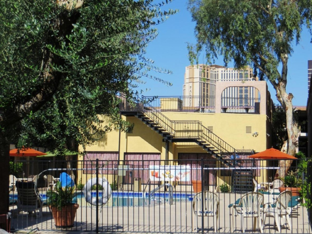 Mardi Gras Hotel & Casino Image 30